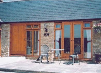 Coombe Barn Holidays