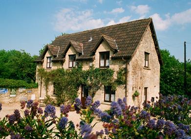 Fosse Farmhouse Self Catering Cottage