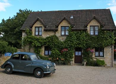 Fosse Farmhouse