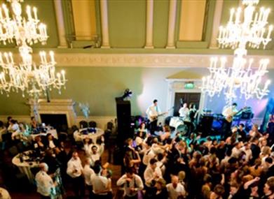 Year's Eve Ball: Neil Meneer Photography.
