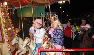 Thumbnail for Bath Christmas Lights Switch-on