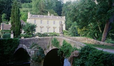Thumbnail for Iford Manor and the Peto Garden