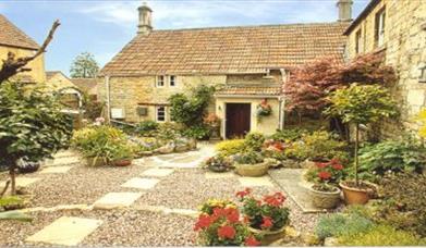 Thumbnail for Iona Cottage