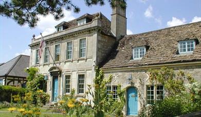 Thumbnail for Old Manor Hotel