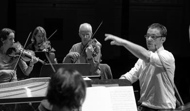 Retrospect ensemble at keyboard Stephen Page