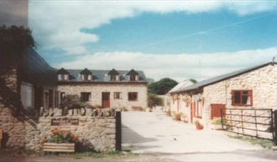 Thumbnail for Romsey Oak Farm Cottages