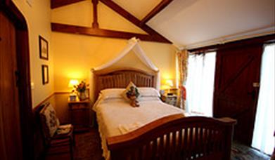 Beeches Farmhouse 'Farmyard' Bed and Breakfast
