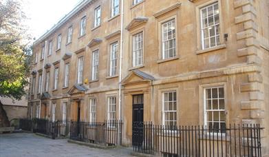 The Courtyard Apartments