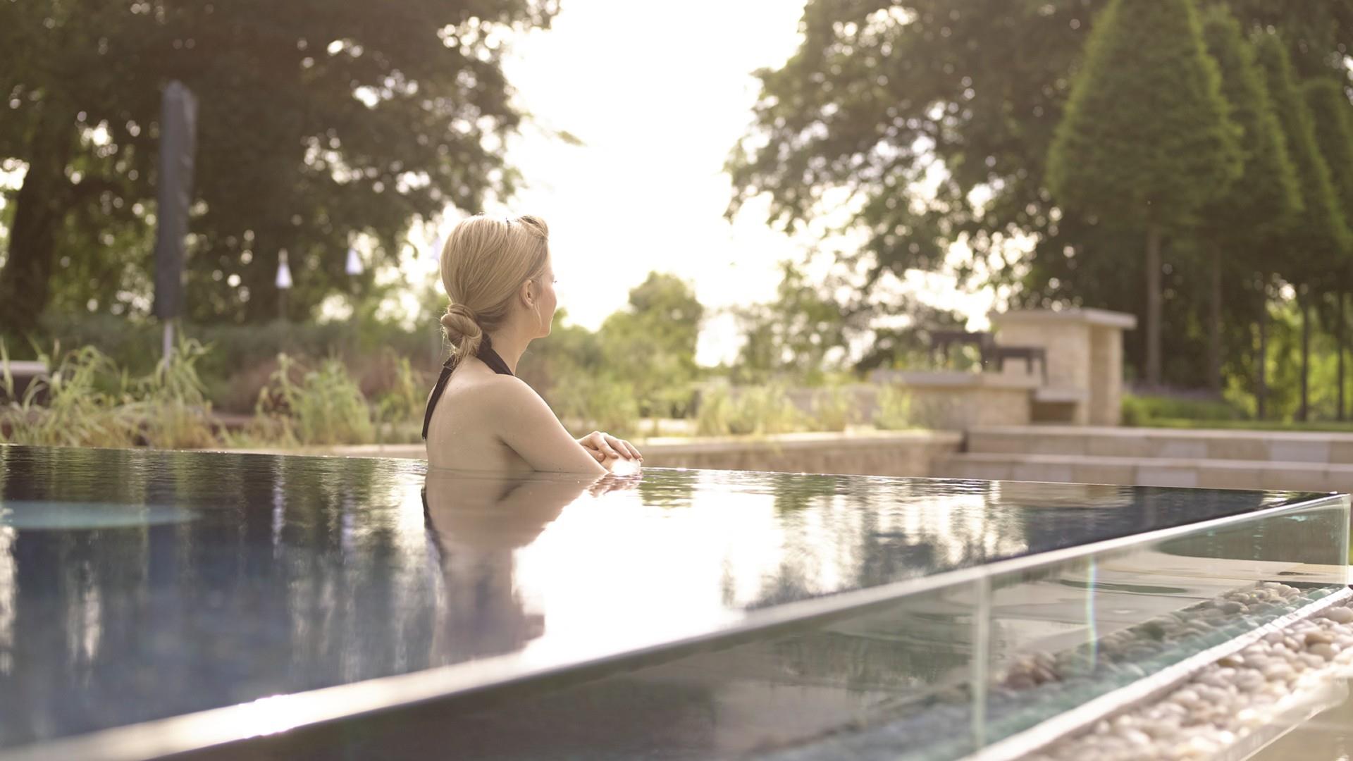 Lucknam Park Hotel & Spa Woman in Outside Spa