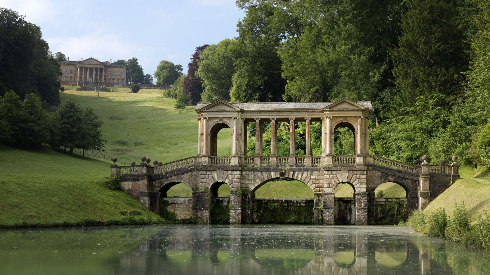 Prior Park and Palladian Bridge