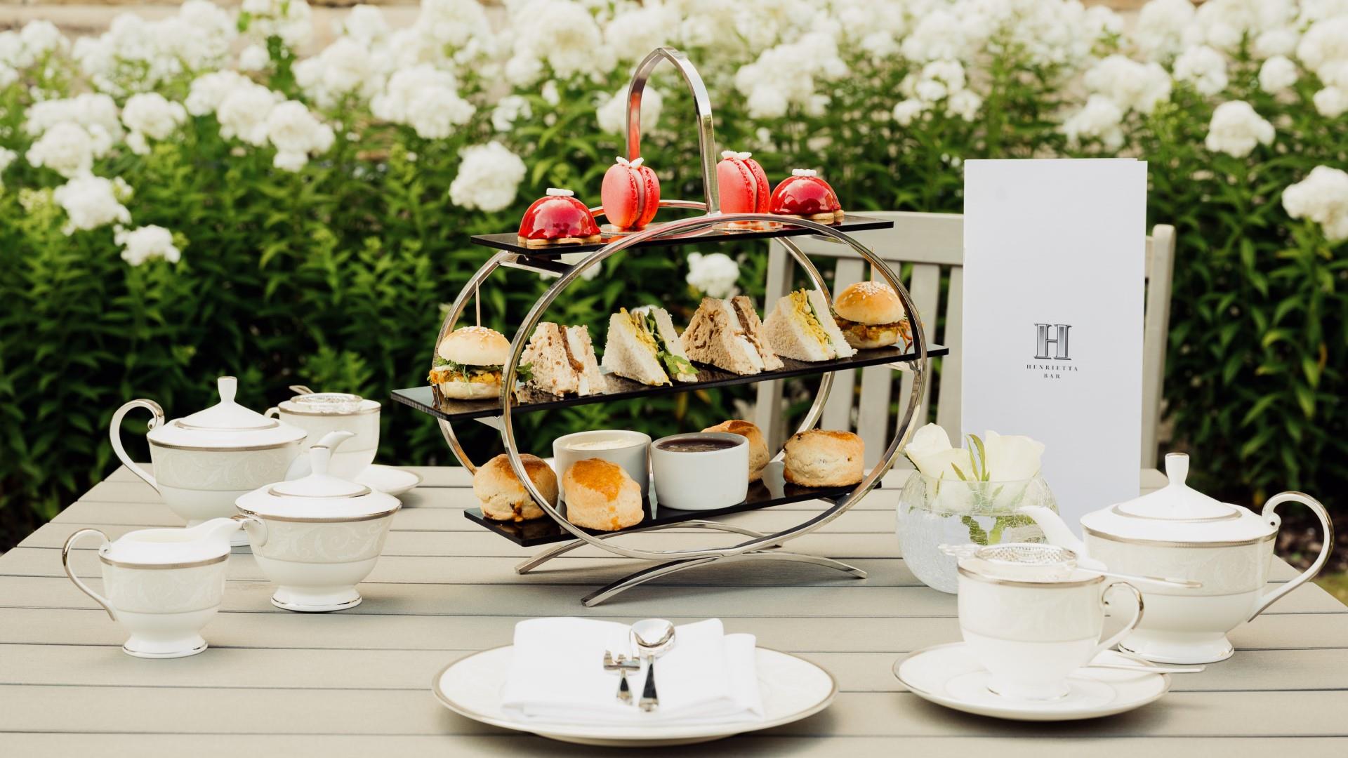 Shop Luxury Dinner Sets & Tea Sets Online