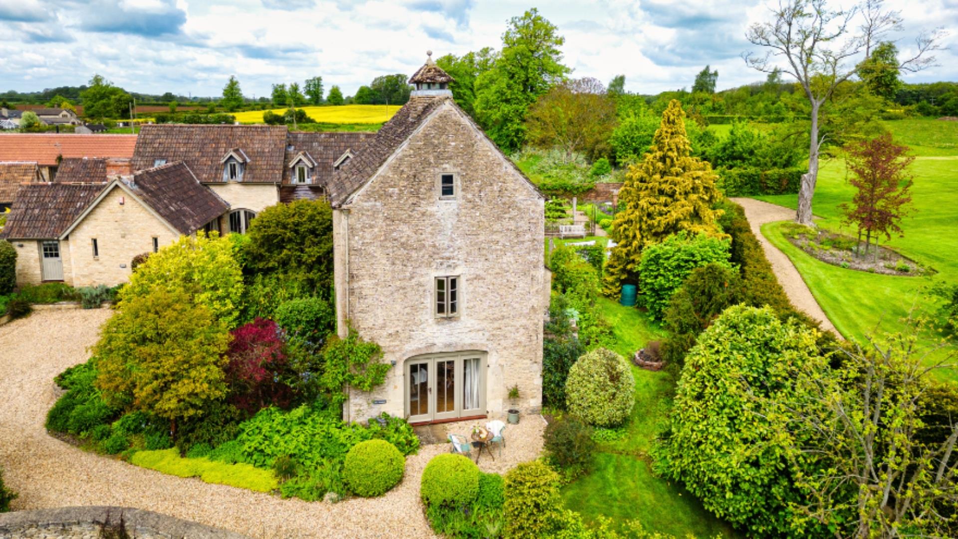 Classic Cottages - The Dovecote