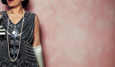 Woman in 1920s dress