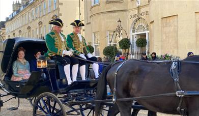 Fred Mawer Tours Bridgerton Scenes outside Dukes Hotel