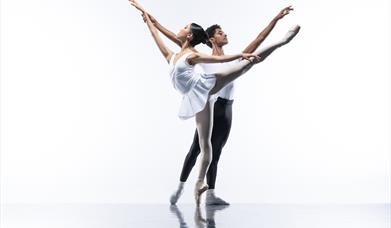 one male and one female ballet dancer