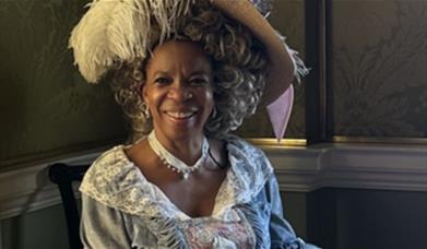 The Portrait Parlour: Slip-On Costume Selfie