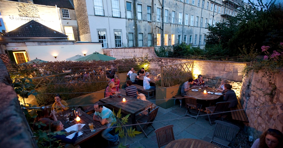 Dog Friendly Places to Eat and Drink in Bath - Visit Bath