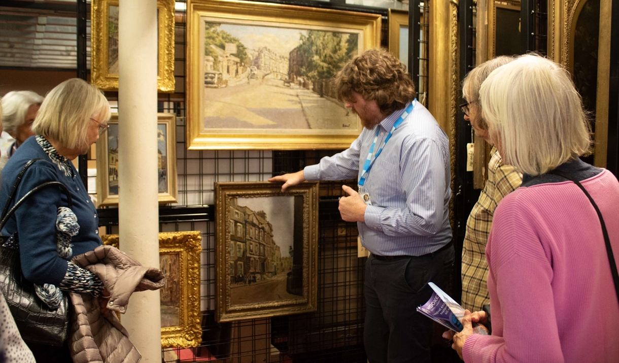 Art Store Tours