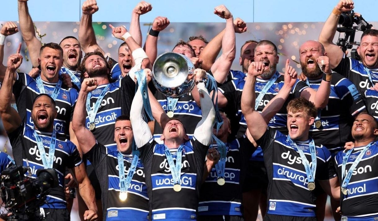 rugby men celebrating a win