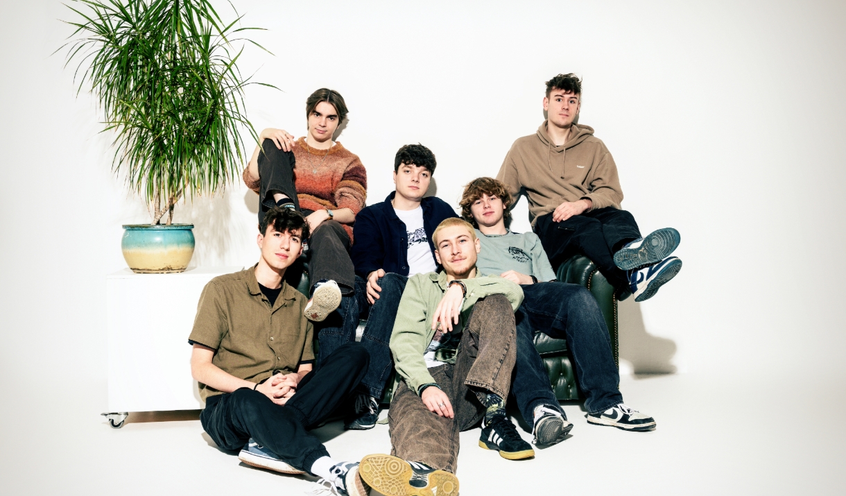 A photo of the band Chase the Wild