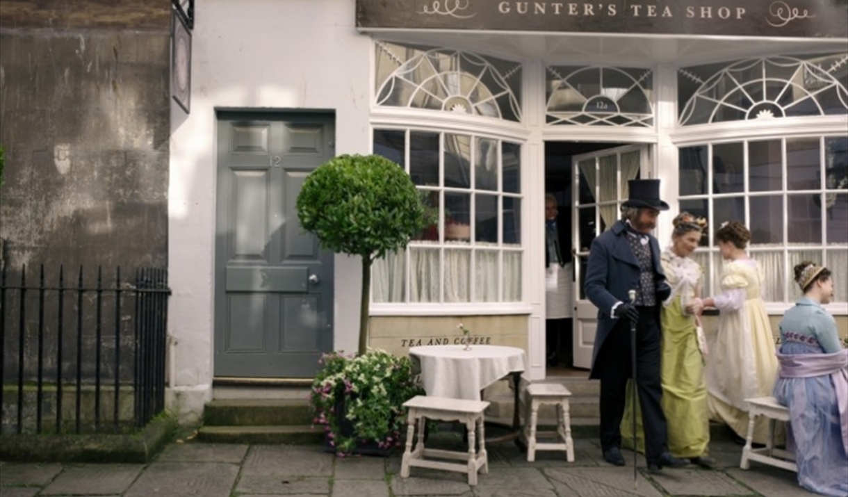 Bridgerton filming at a shop in Bath