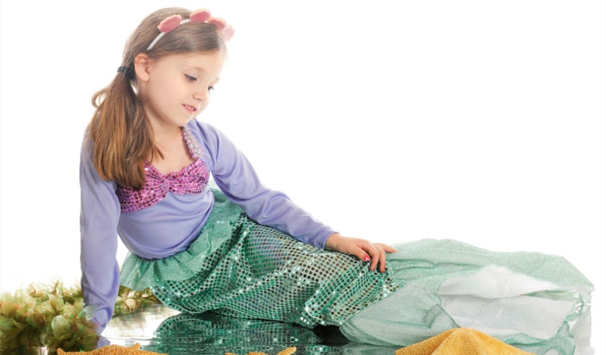 child dressed up as Mermaid