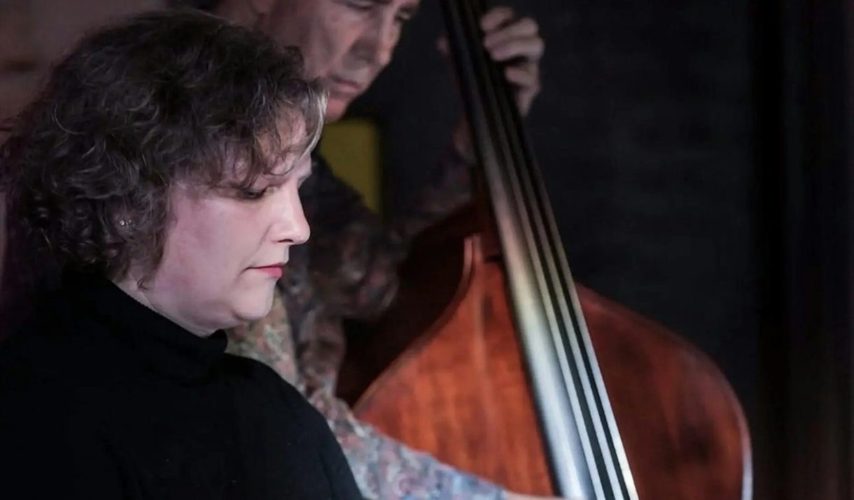 Ruth Hammond