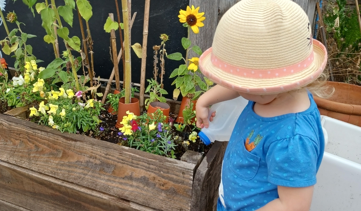 Summer Holiday Family Crafting