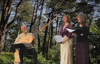 Din, Jane and Philippa in the woods