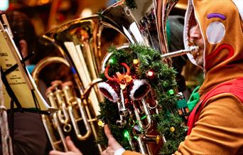 Brass Band Christmas Carols

