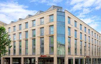 Hampton by Hilton Bath City