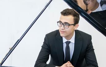 Piano recital by Marc Kawwas