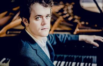 Bath Philharmonia & Benjamin Grosvenor