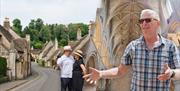Photo of tour guide in the Cotswolds in Castle Combe
