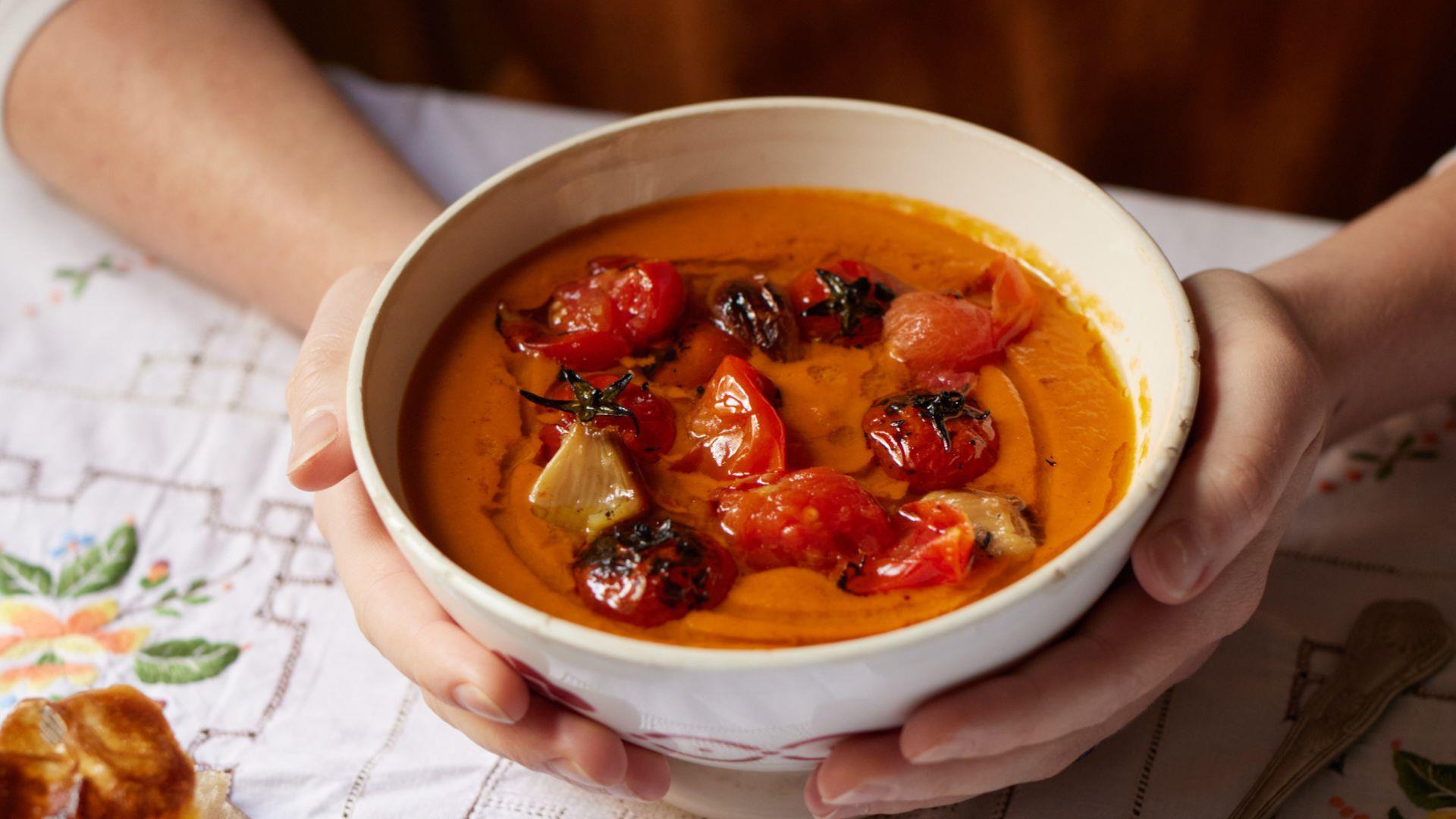 Bowl of tomato soup
