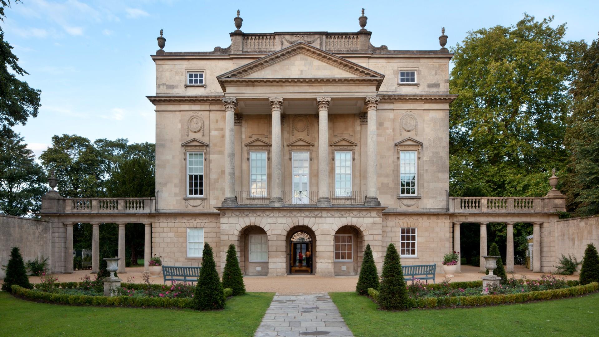 The front exterior of The Holburne Museum on a sunny day