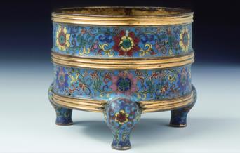 A cloisonné enamel tripod censer from the Qing dynasty